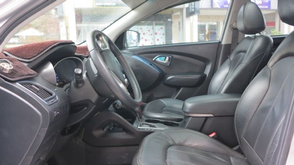 2010年 ix35 旗艦型 照片3
