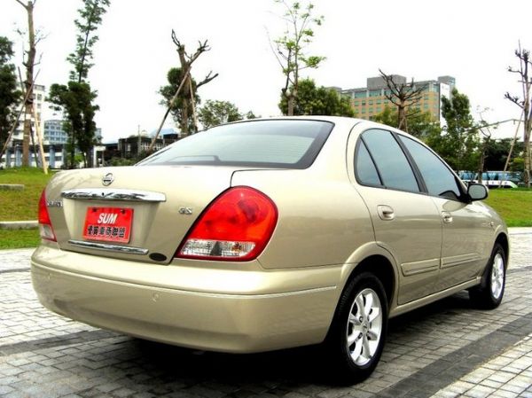 2004年SENTRA  2.0 照片3