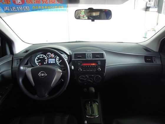 日產 Tiida 1.8 灰 照片2