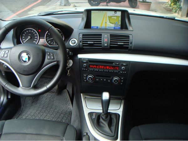 BMW 120i 照片2