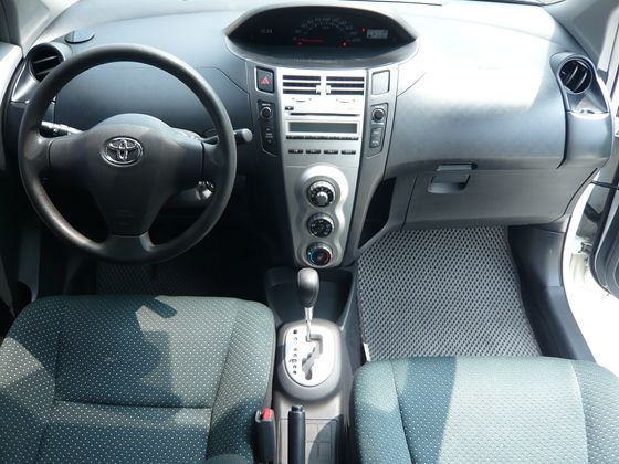 2009年Toyota 豐田 Yaris 照片3