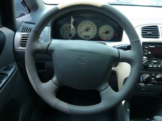 2005年Mazda馬自達Premacy 照片5