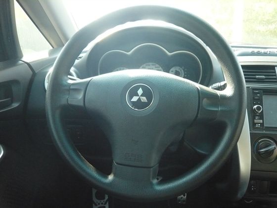 2009年 三菱Colt Plus可嚕多 照片5