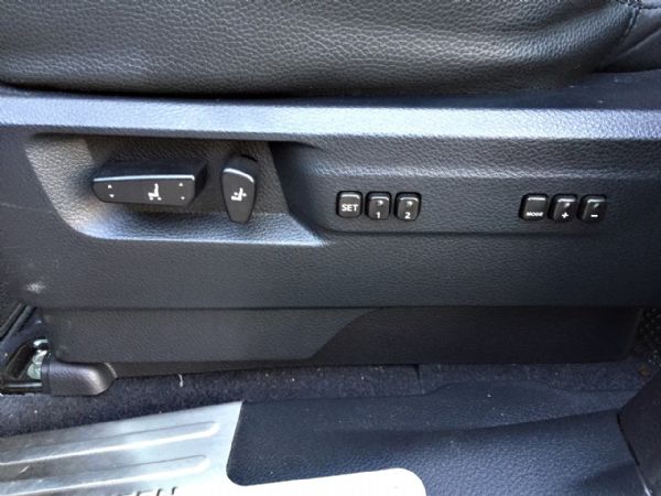LUXGEN 7 MPV 免保人可全貸 照片9