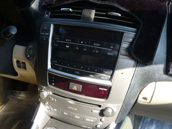 2005年 Lexus 凌志 IS250 照片6