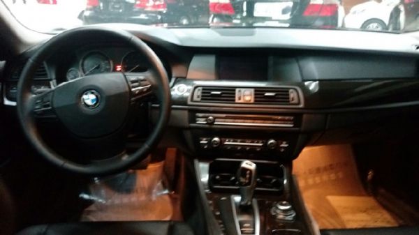 （鴻利汽車）2011年 BMW528I  照片5