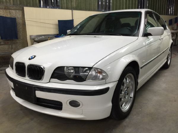 （鴻利汽車)正2001年BMW 320I 照片1