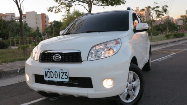 2012年 Terios 2WD 照片1