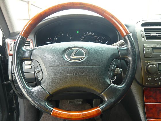 2004年 Lexus 凌志 LS430 照片5
