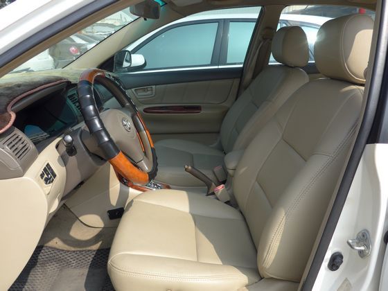 Toyota豐田  Altis 照片3