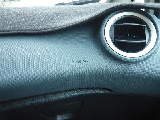 2013年 Ford 福特 Fiesta 照片8