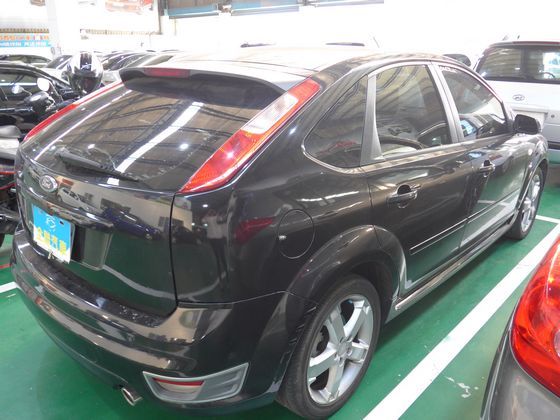 福特 Focus 2.0 黑 照片10
