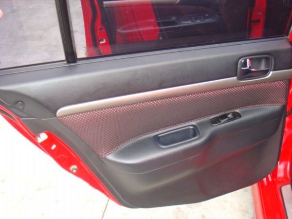 MITSUBSHI VIRAGE IO 照片4