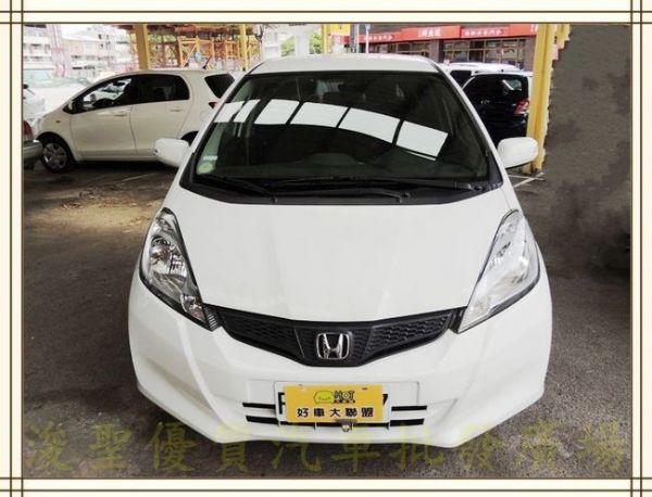 2013 本田 FIT 白 32.8萬 照片2