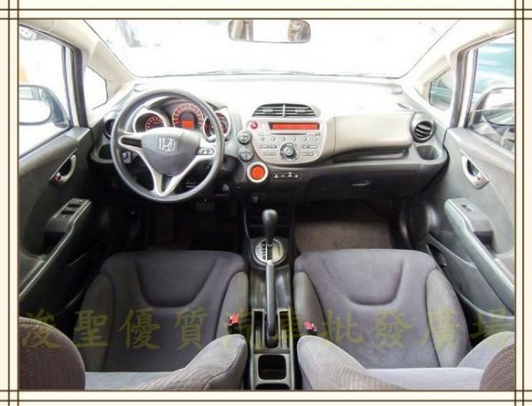 2013 本田 FIT 白 32.8萬 照片5