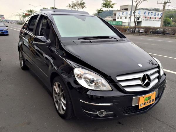 BENZ B180 1.7 免頭款全額貸 照片2