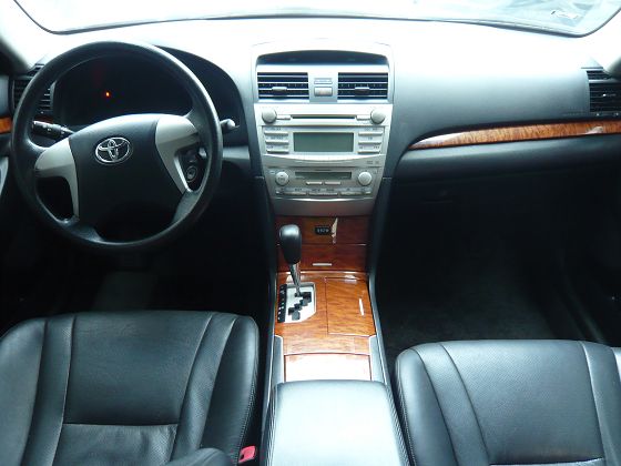 2010年 Toyota 豐田Camry 照片2