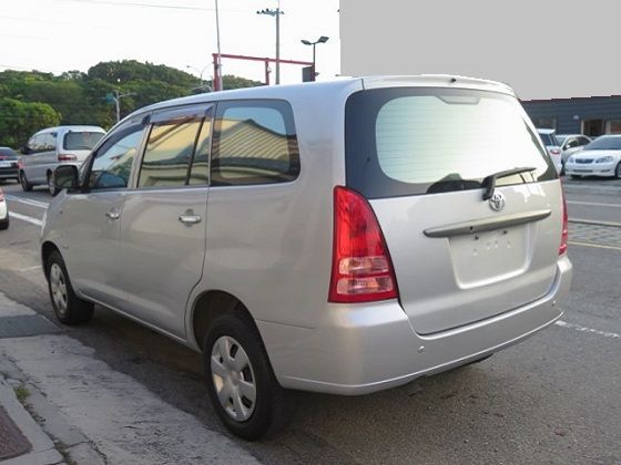 2007年 Toyota豐田Innova 照片7