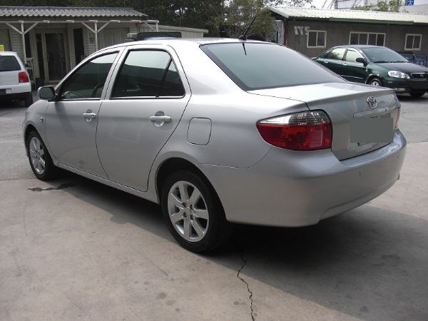 TOYOTA VIOS J版 1.5 銀 照片7