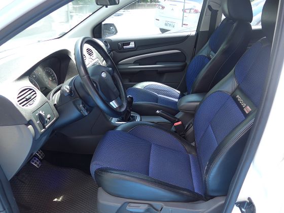 Ford 福特  Focus 照片7