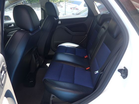 Ford 福特  Focus 照片8