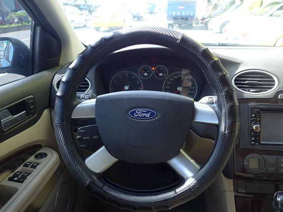  Ford 福特  Focus 照片3
