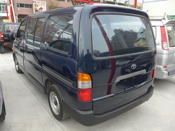 2003 豐田 Hiace 2.7 照片10