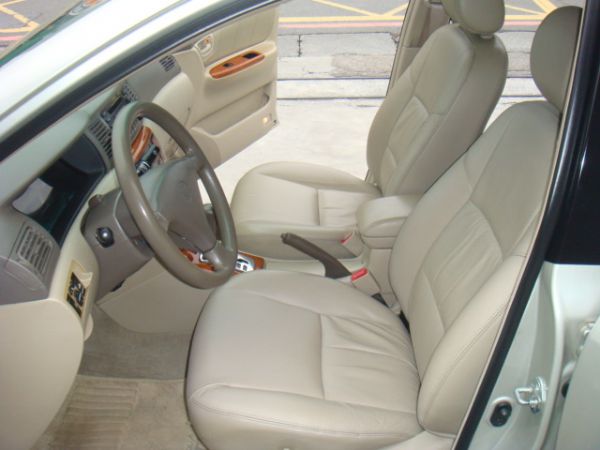 TOYOTA ALTIS 照片7