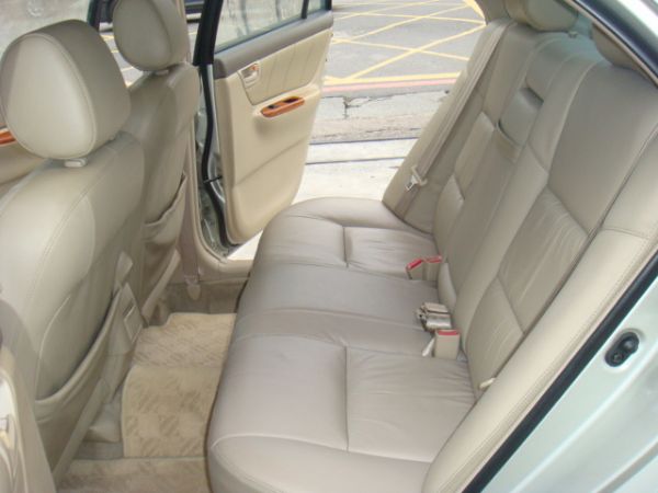 TOYOTA ALTIS 照片8