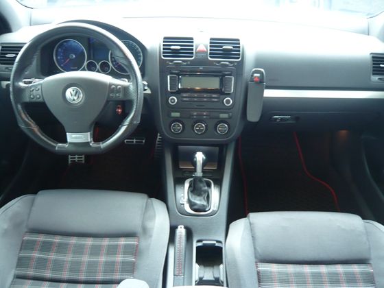 VW 福斯 Golf GTI 照片2