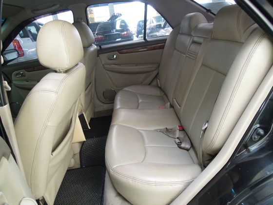 Ford 福特/Tierra LS 照片4