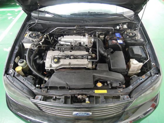 Ford 福特/Tierra LS 照片9