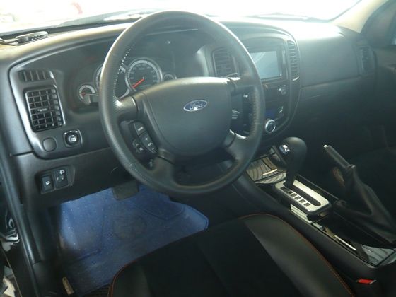 Ford 福特 Escape 2.3 照片3