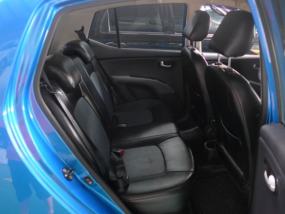 Hyundai 現代/I 10 照片5