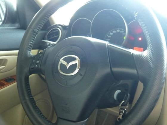 Mazda 馬自達 馬3 1.6 照片4