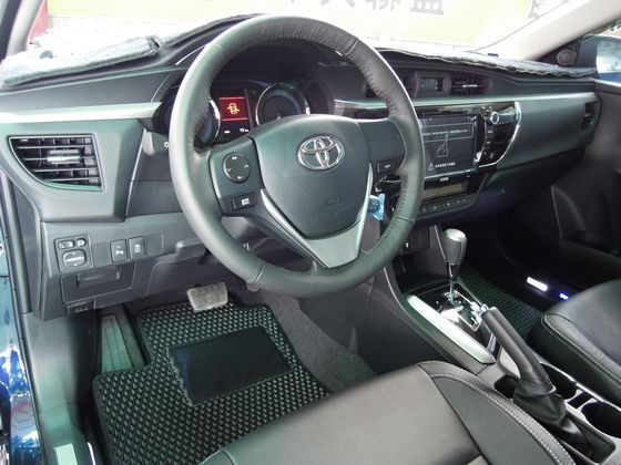 Toyota 豐田/Altis 照片3