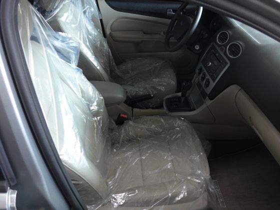 Ford 福特/Focus 1.8 照片3