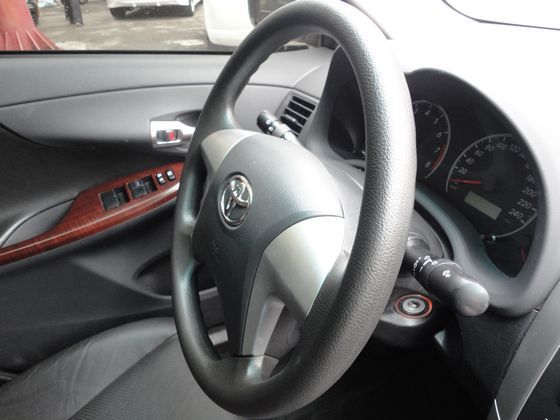 Toyota 豐田/Altis 照片6