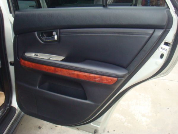 LEXUS RX330 照片6