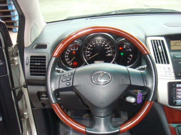 LEXUS RX330 照片9