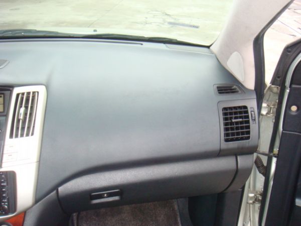 LEXUS RX330 照片10