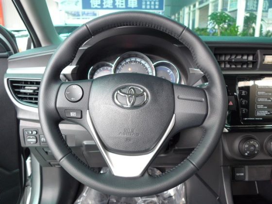 Toyota 豐田/Altis 照片6