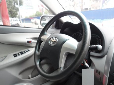 Toyota 豐田/Altis 照片3