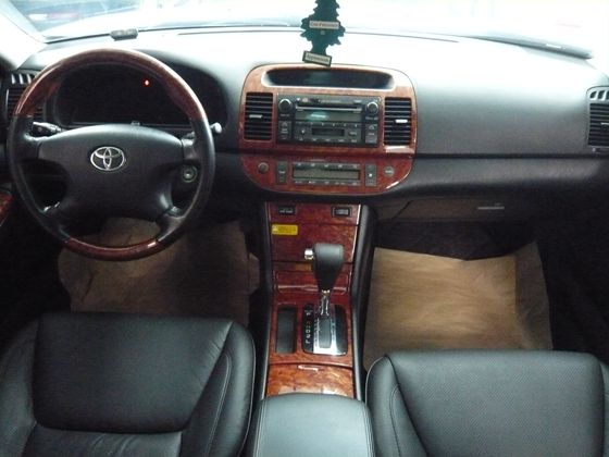 Toyota 豐田 Camry 2.0 照片2