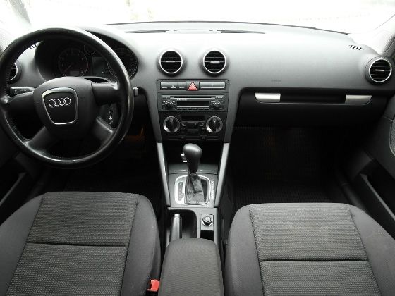 Audi 奧迪 A3 1.6 照片2