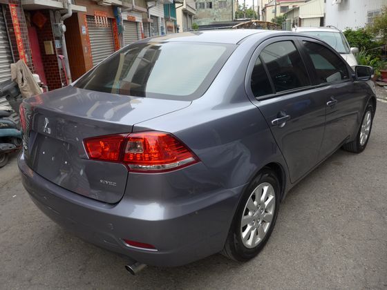 Mitsubishi 三菱 Fortis 照片10