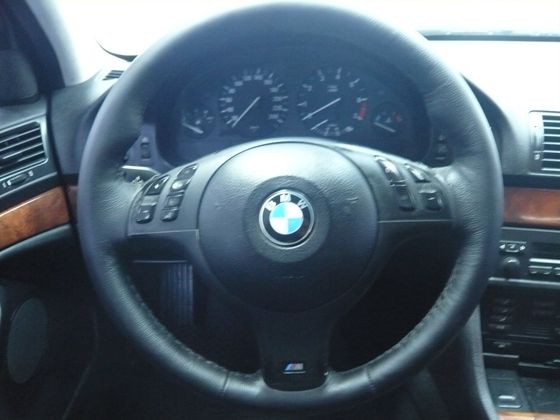 BMW 寶馬 520i 2.0 照片5