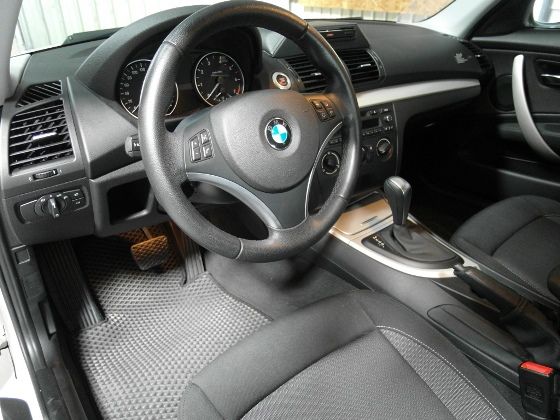 BMW 寶馬 118i 2.0 照片3