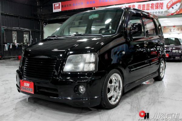 有小車的省油 卻有不只小車的大空間 照片3