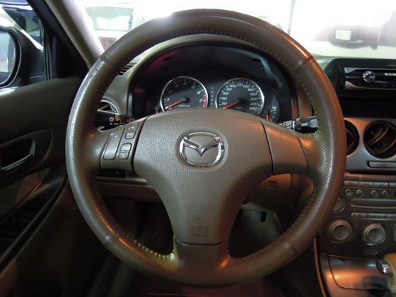 2002 Mazda 馬6 2.0  照片5